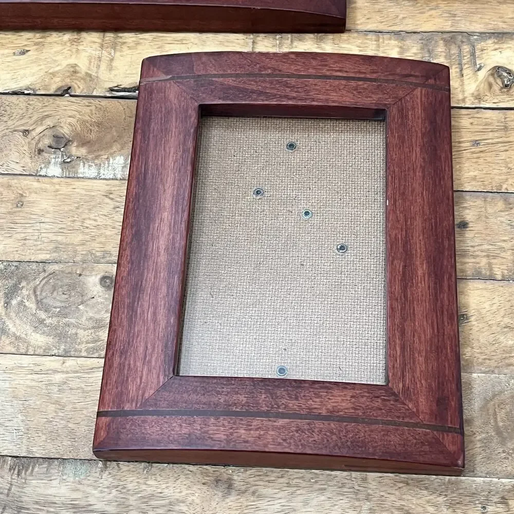 Set of 3 Wooden Picture Frames Different Sizes Red Brown Curved Edge
